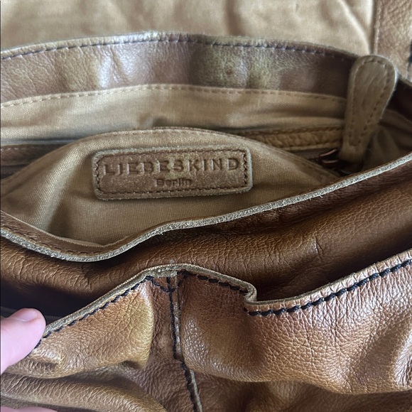 🇩🇪Liebeskind Berlin ‘Hailey’ Tan Leather studded, punk rock, crossbody purse EUC - Picture 9 of 16